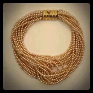 Vintage Carolee pearl necklace